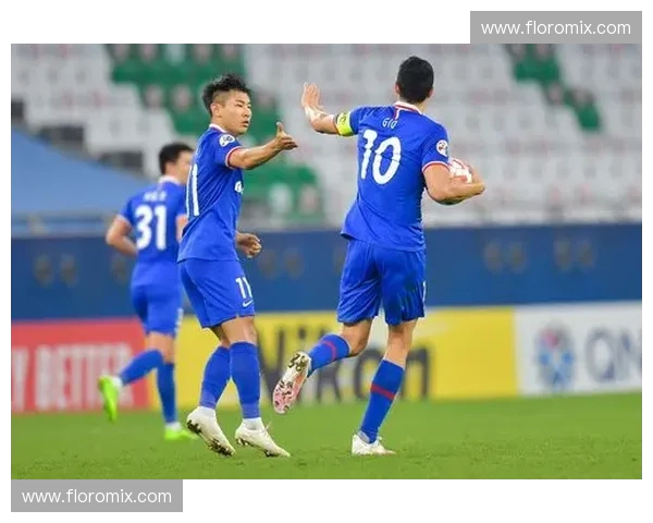 蓝色信仰的跨海征途：当申花遇见柏斯，唤醒热血的巅峰对决